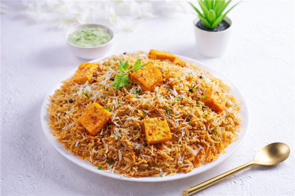 Looking for the Best Indian Restaurant in Frisco, TX? Taste Pachi Mirchi Paneer Biryani at Athidhi Aalayam